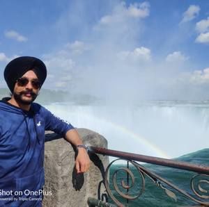 Meet your Posher, Karamjit